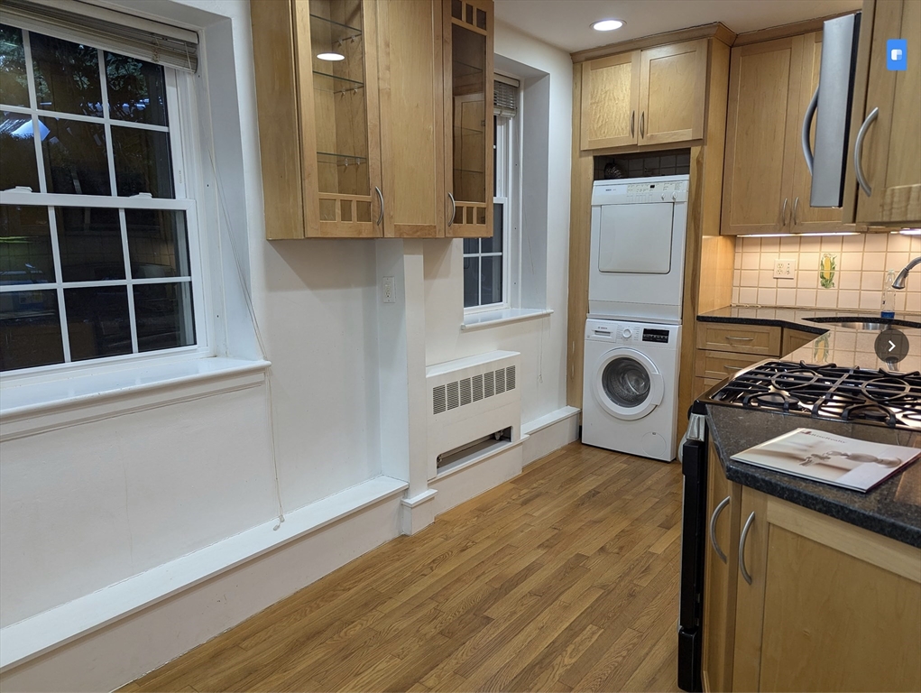 37 Commonwealth Ave # 11