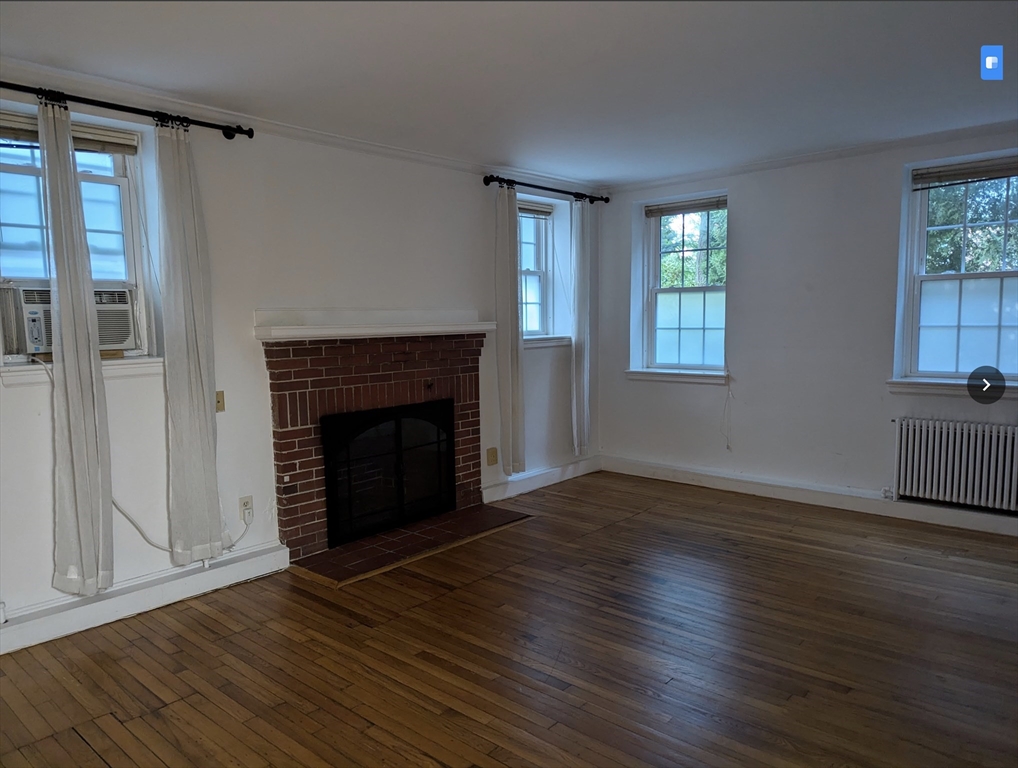 37 Commonwealth Ave # 11