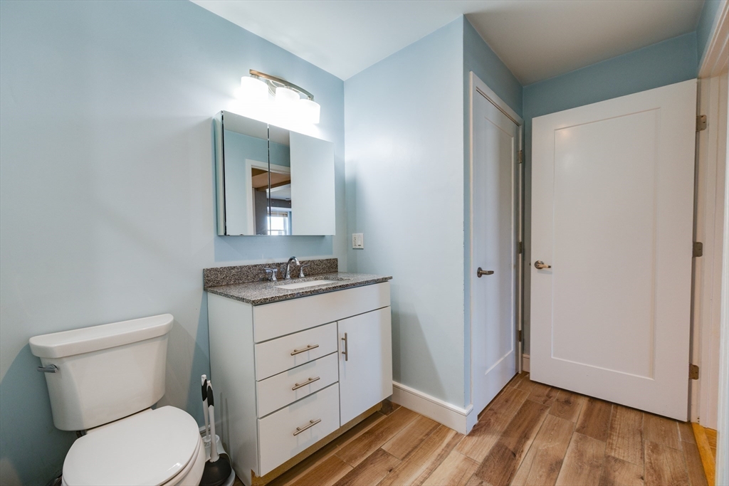 770 Washington Ave # 202