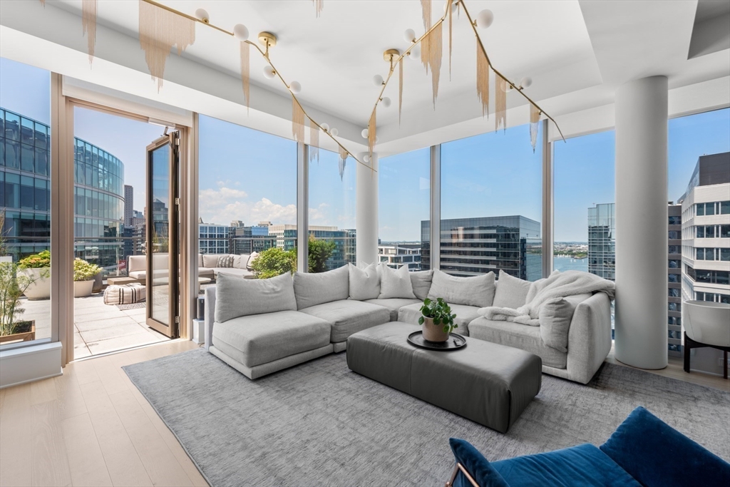 133 Seaport Blvd # 919