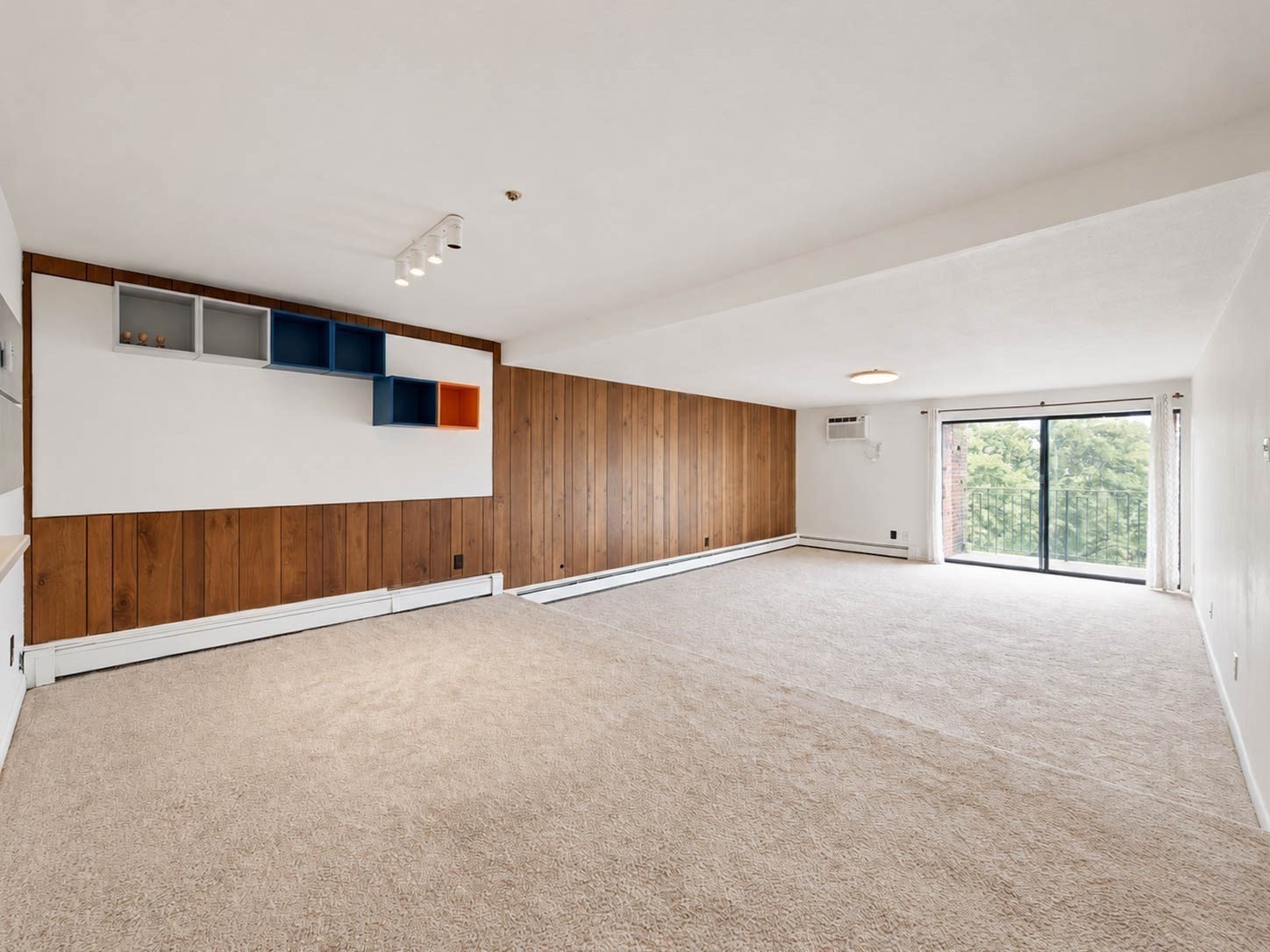 27 Alpine St # 8