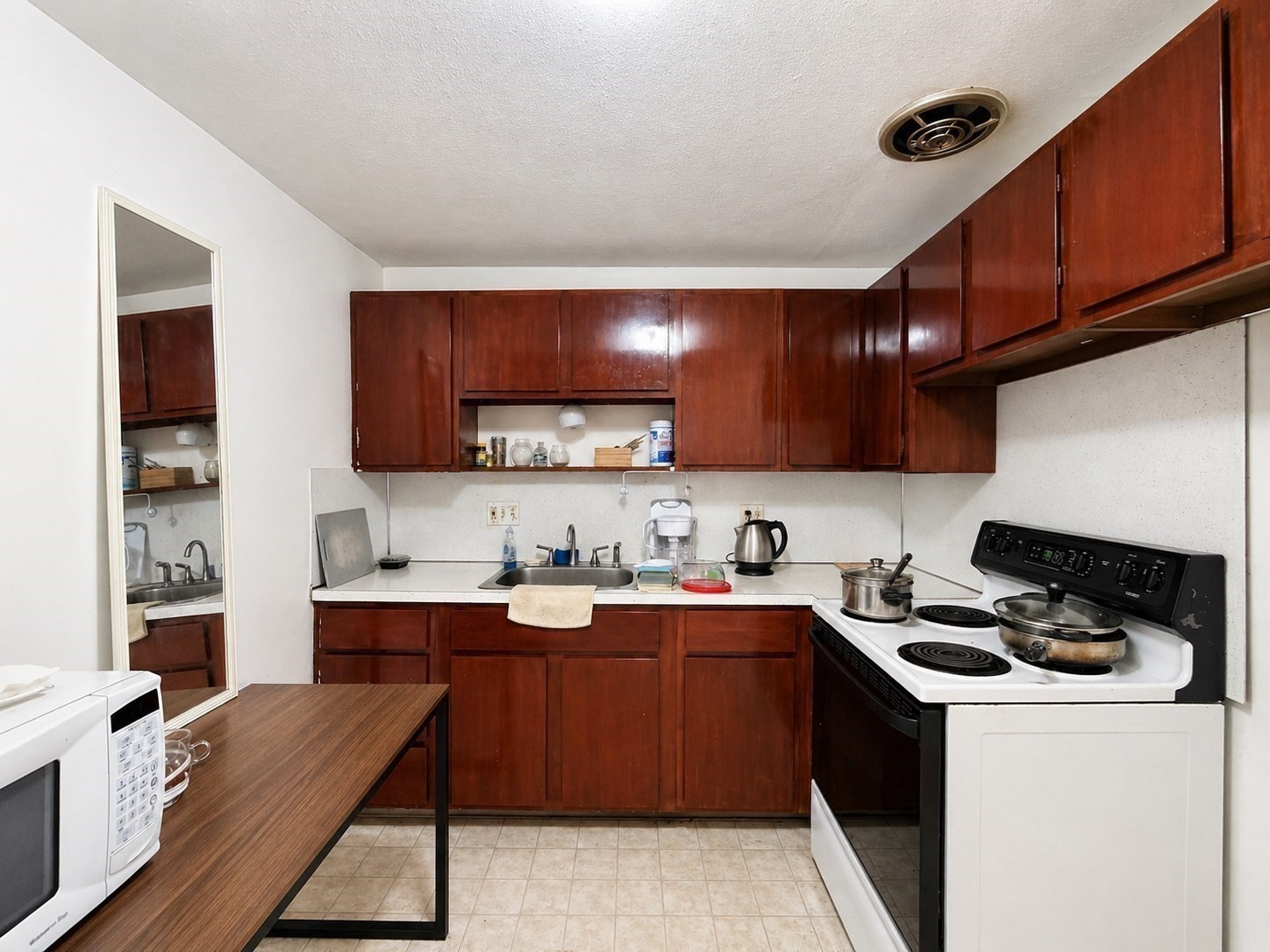 95-99 Maple St # 17