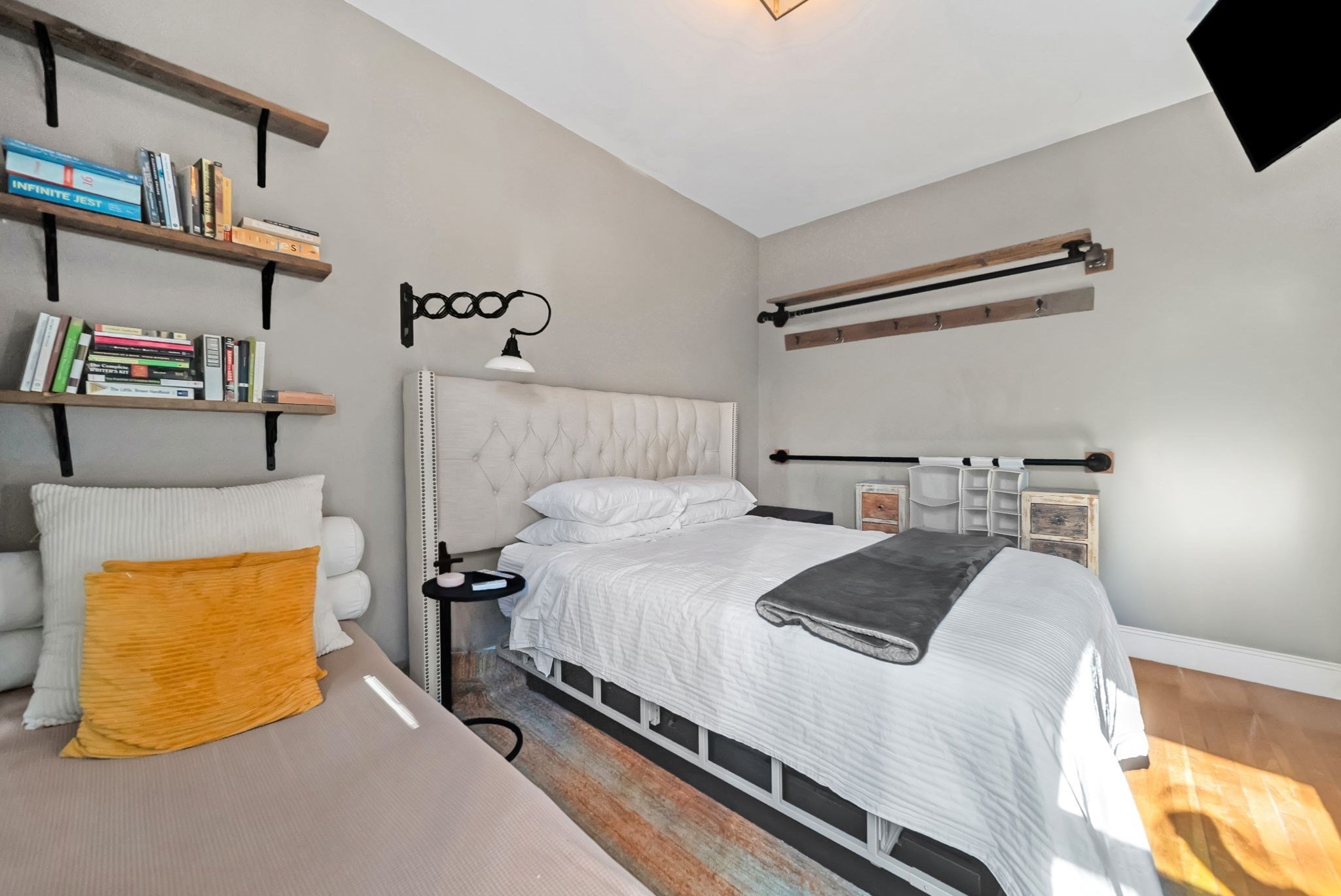 863 Massachusetts Ave # 32
