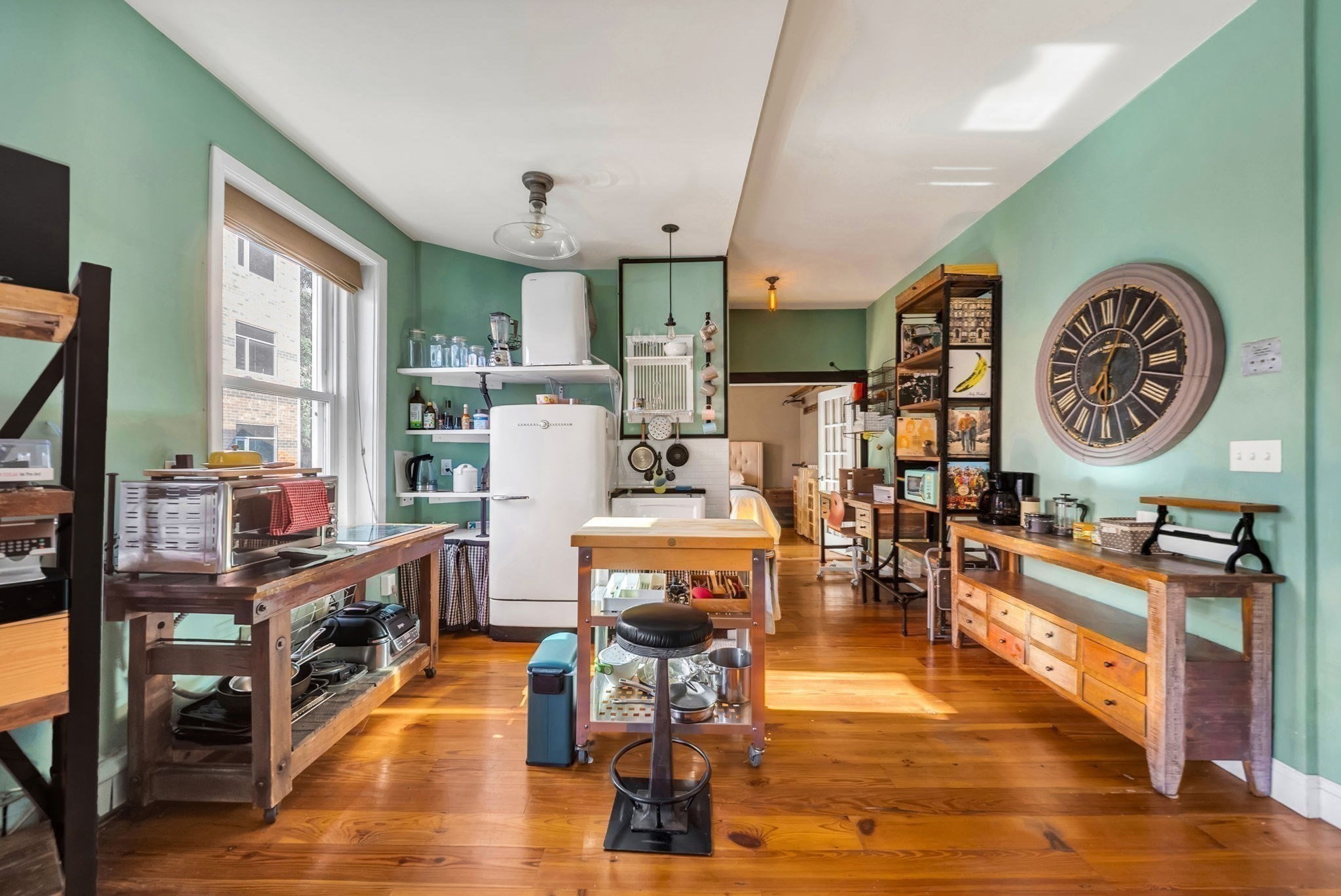 863 Massachusetts Ave # 32