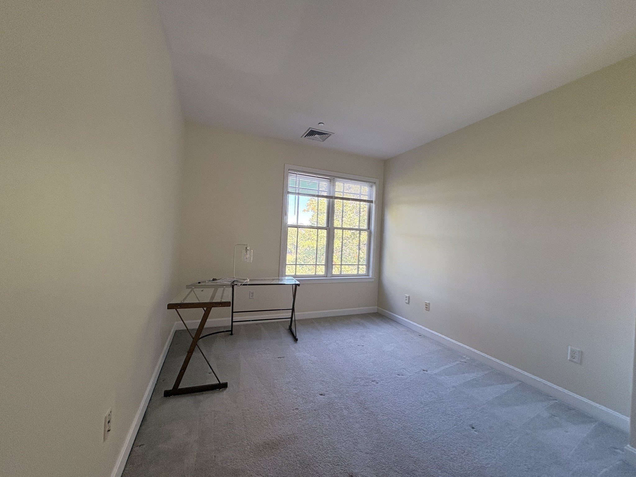 185 High St # 303