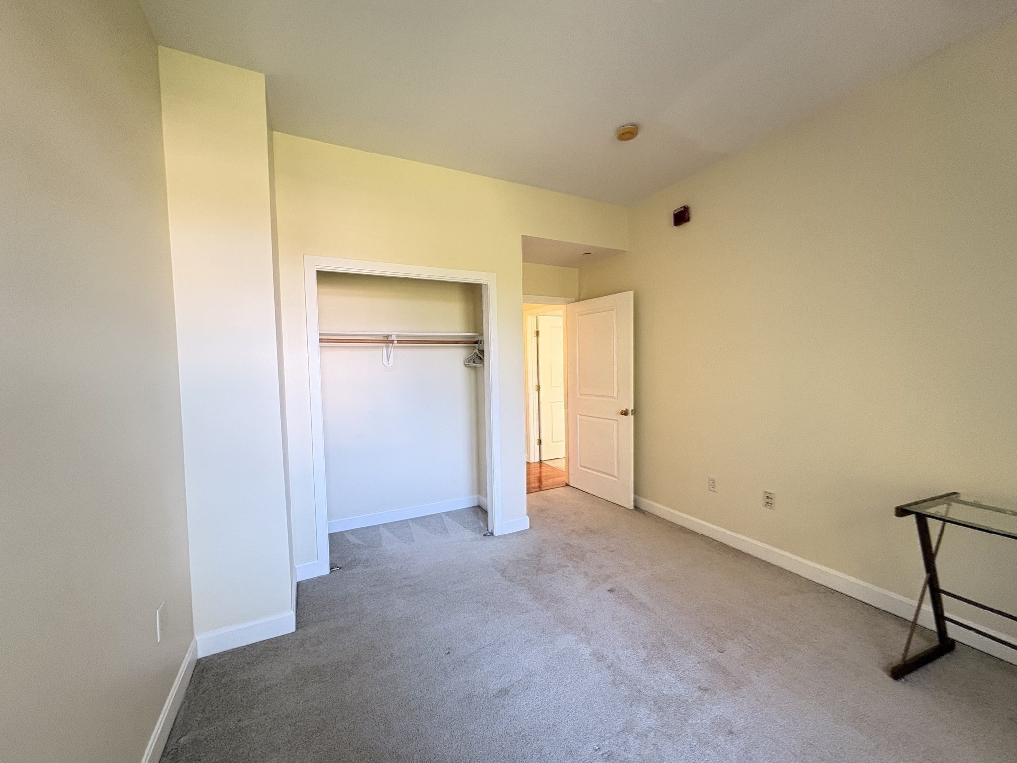 185 High St # 303