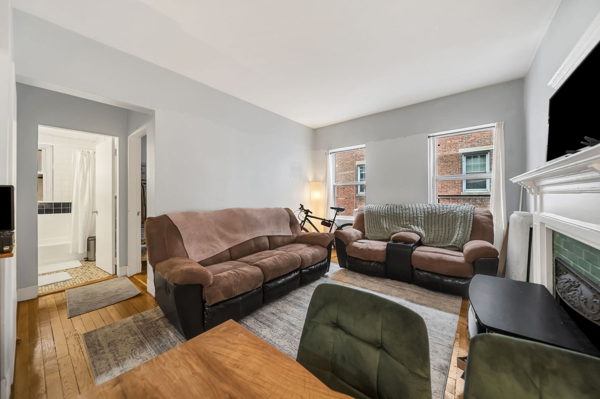 1307 Commonwealth Ave # 7