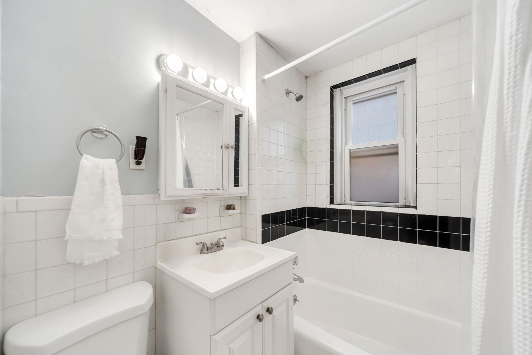 1307 Commonwealth Ave # 7