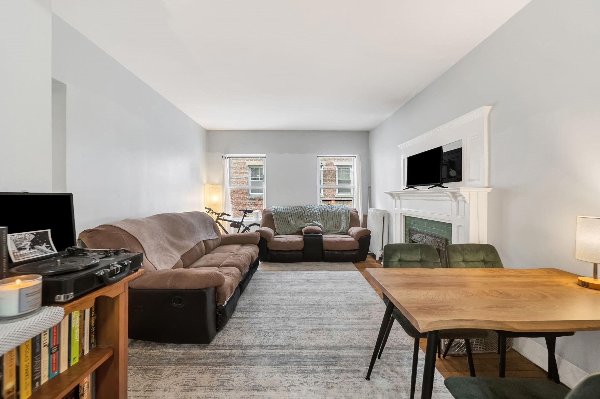 1307 Commonwealth Ave # 7