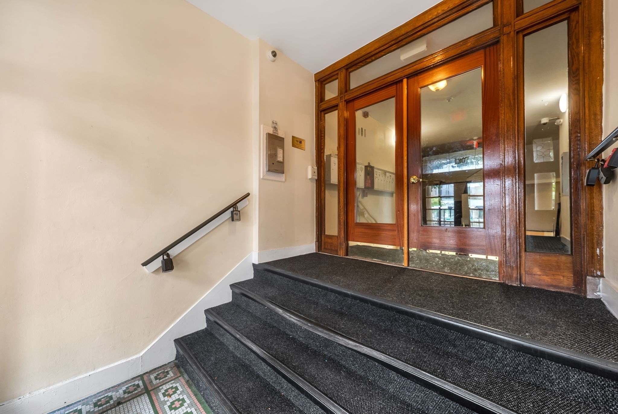 1307 Commonwealth Ave # 7