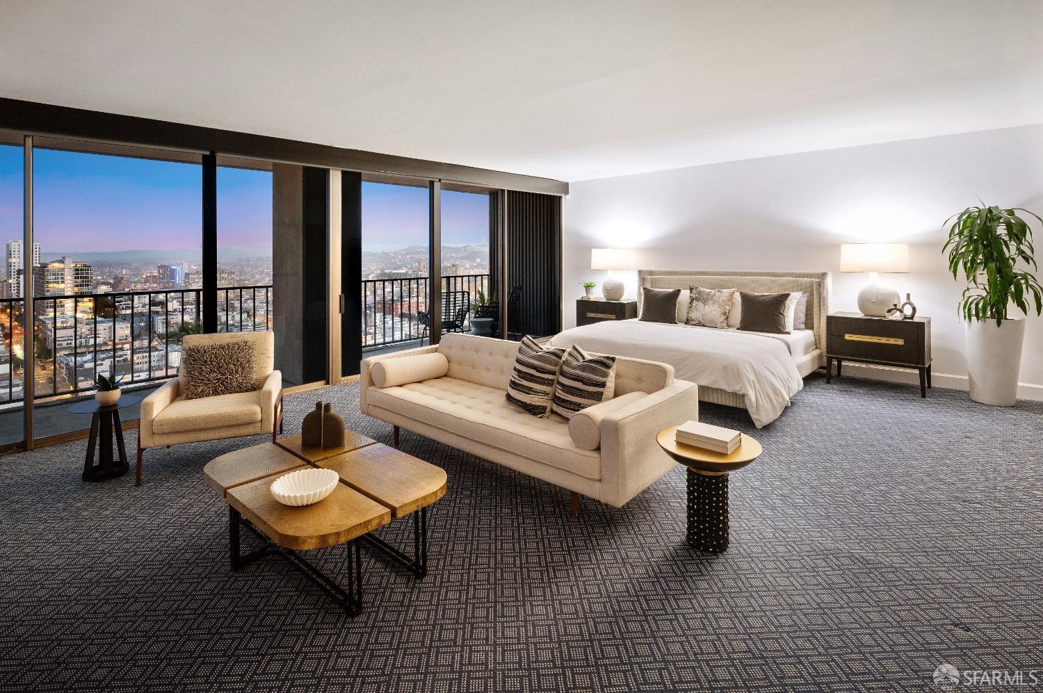 999 Green Street # 2704