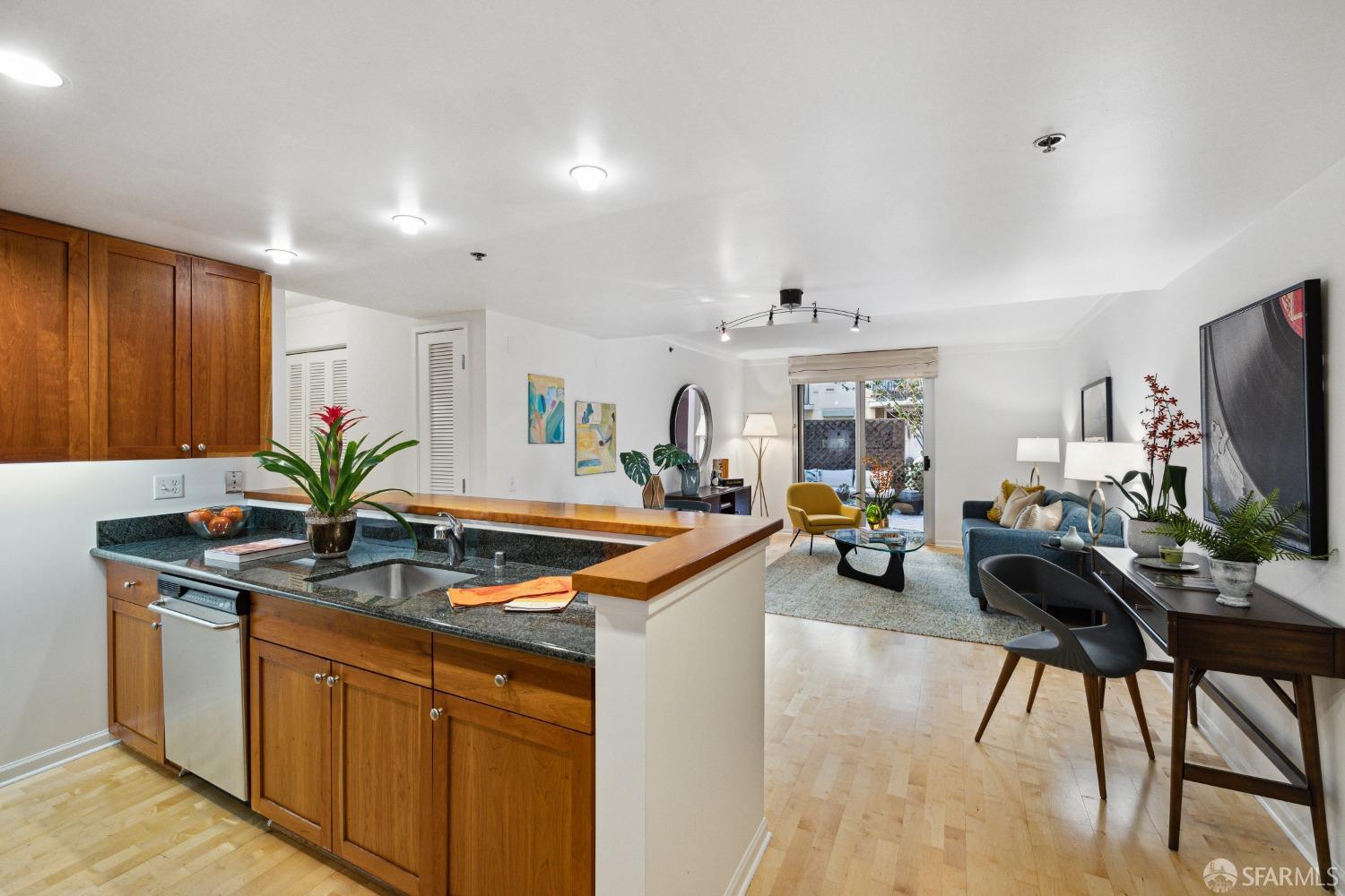 1800 Washington Street # 112