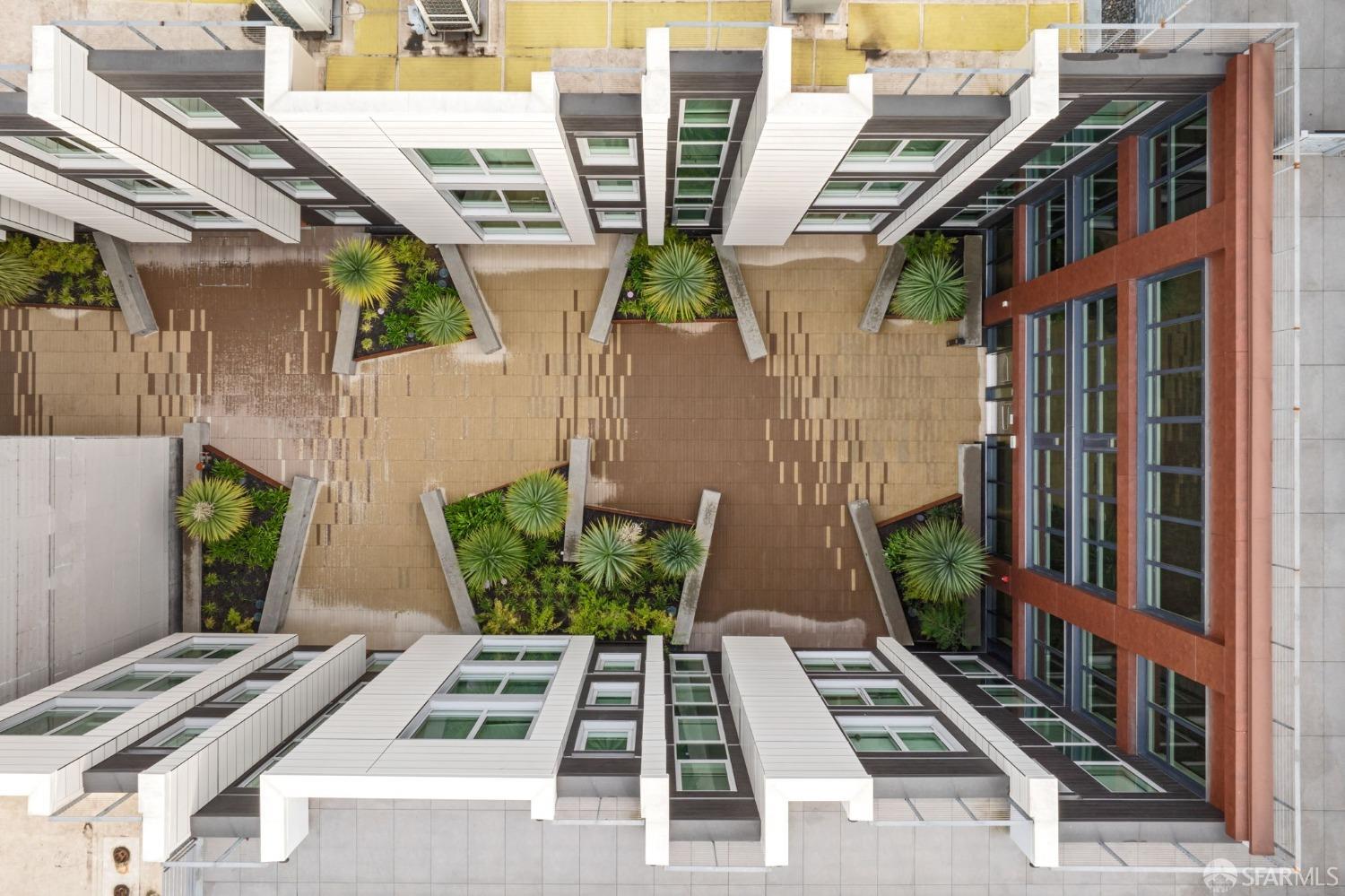 950 Tennessee Street # 401