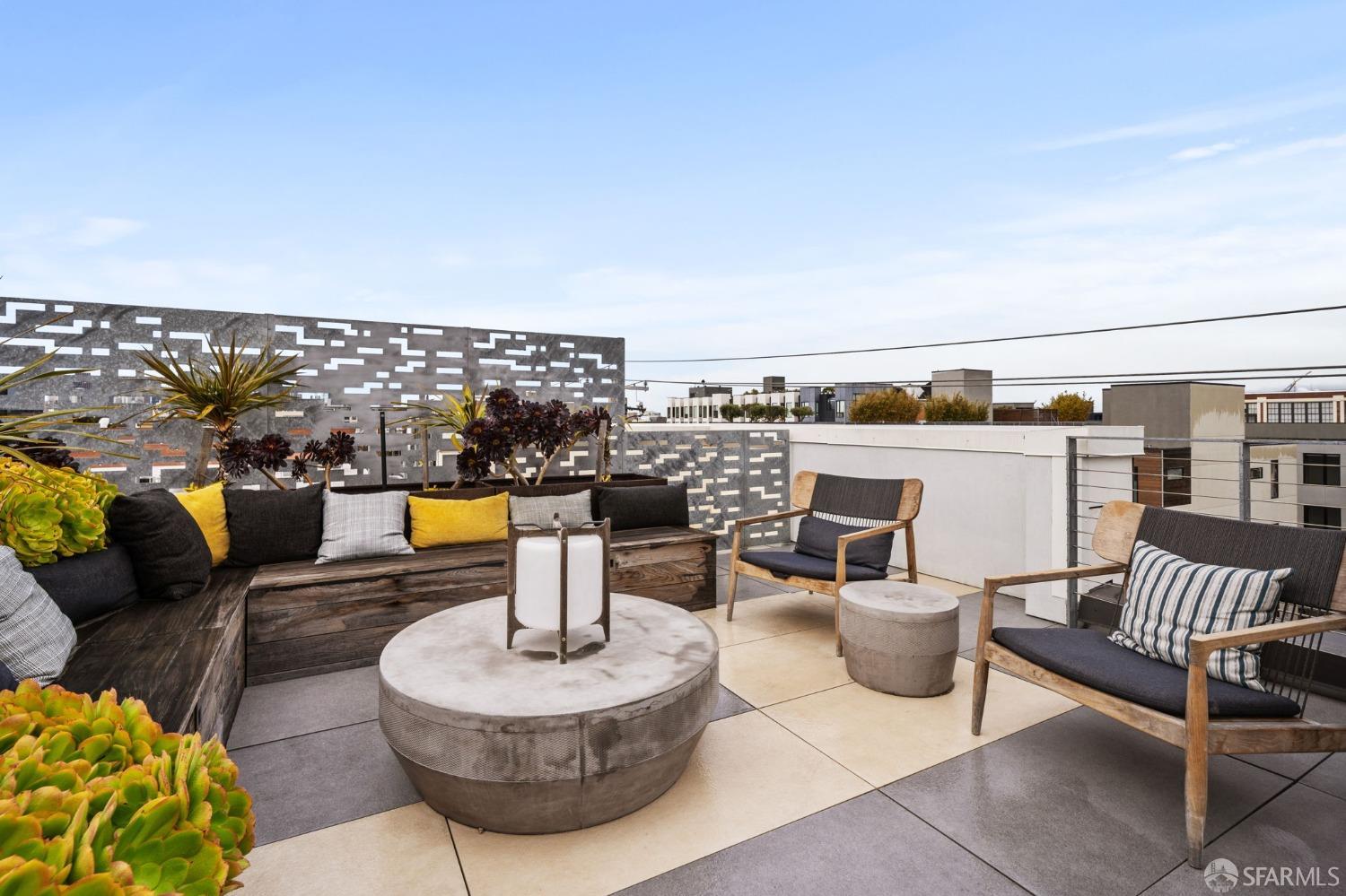 950 Tennessee Street # 401