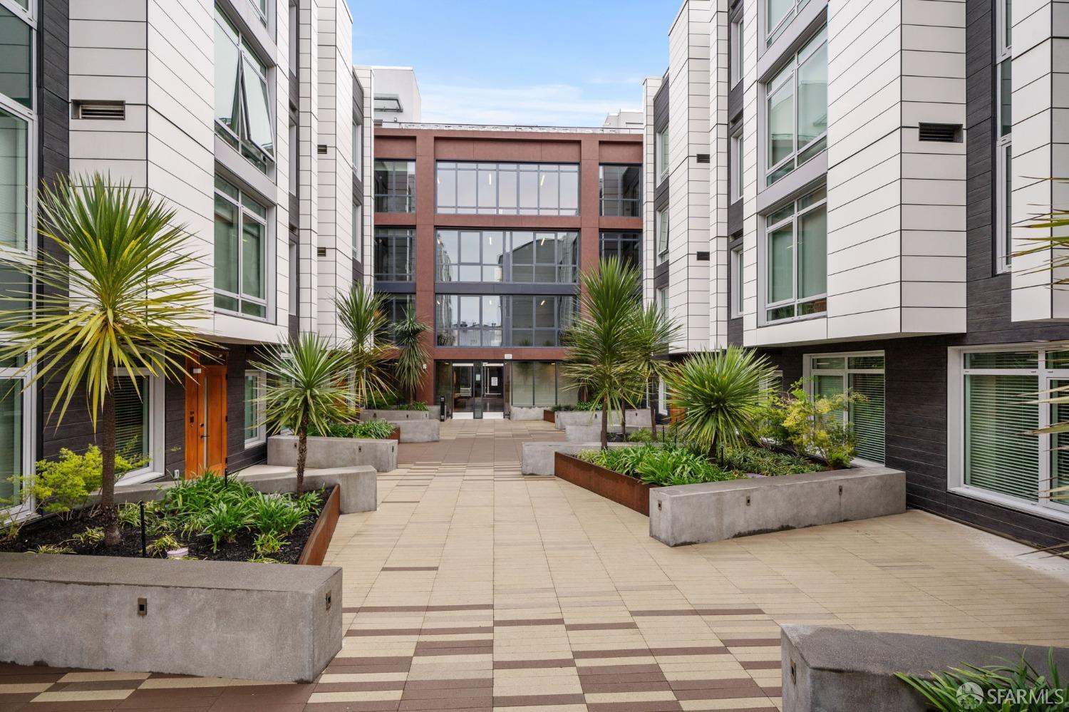 950 Tennessee Street # 401