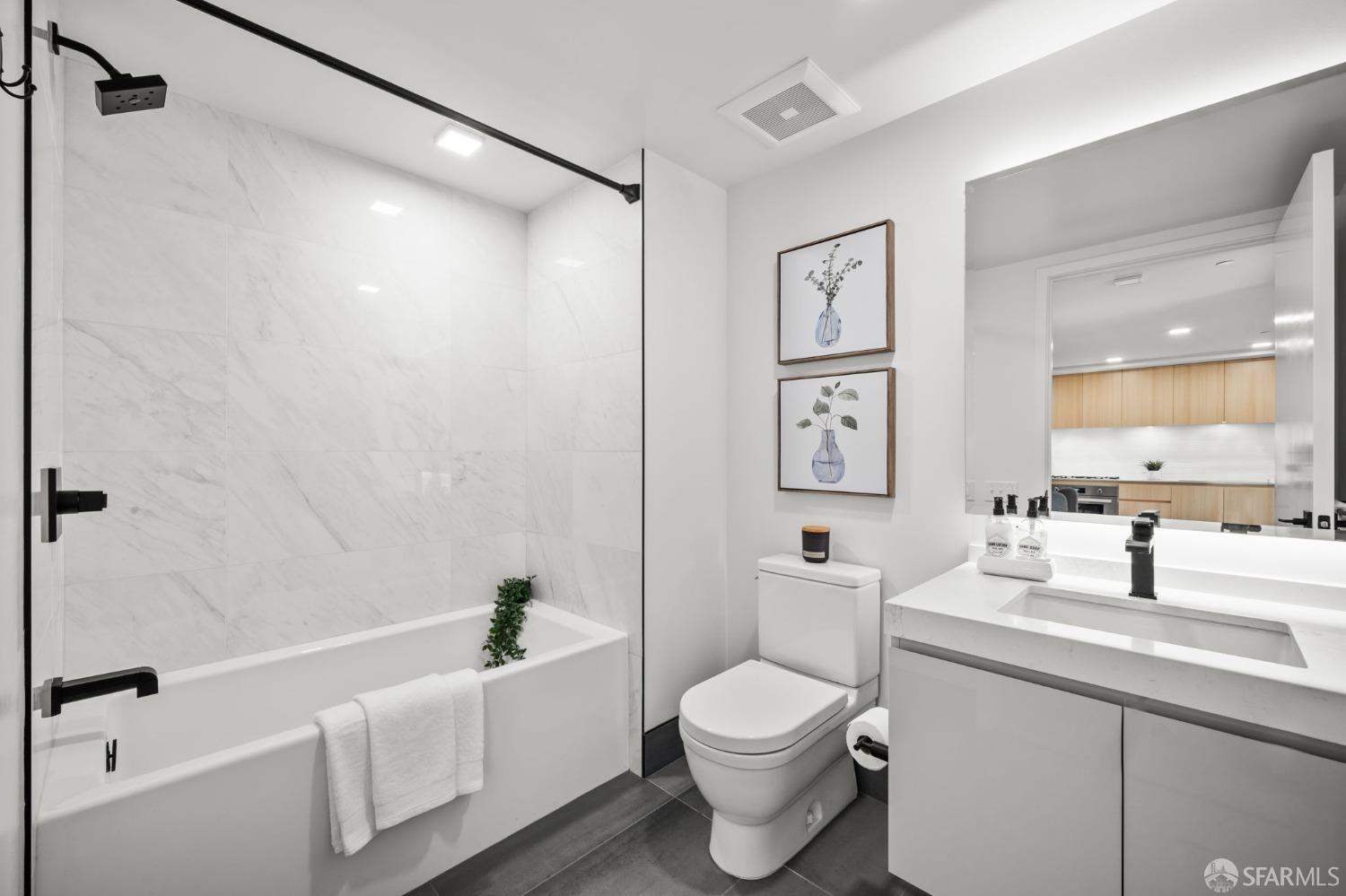 950 Tennessee Street # 401