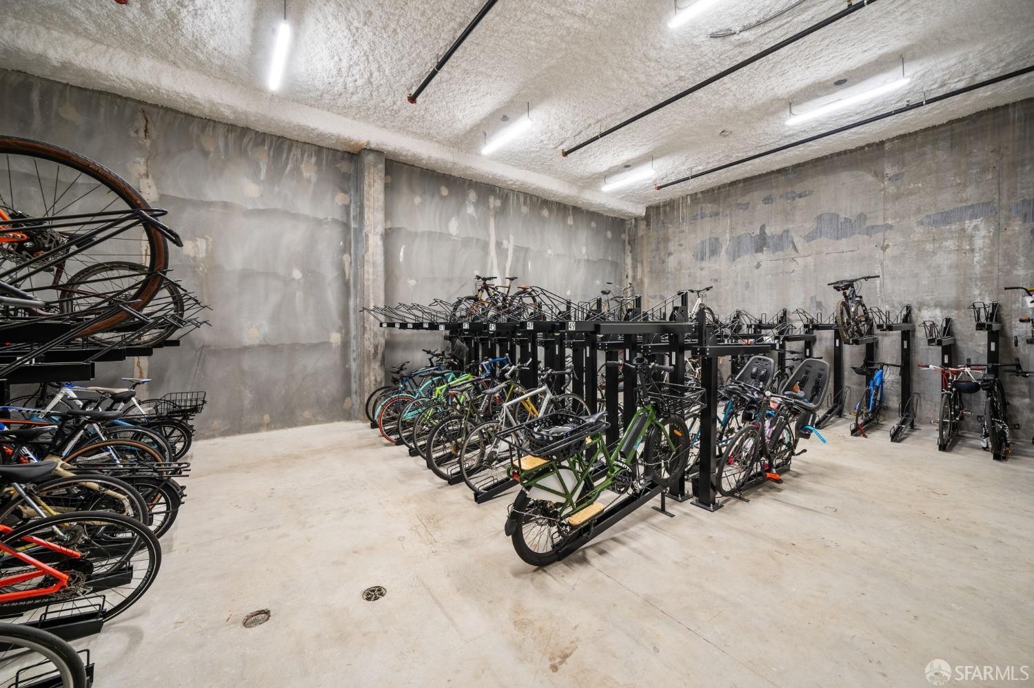 950 Tennessee Street # 401