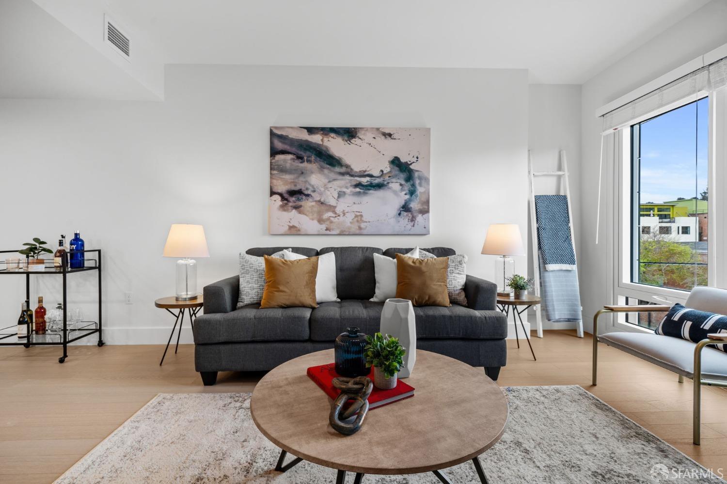 950 Tennessee Street # 401