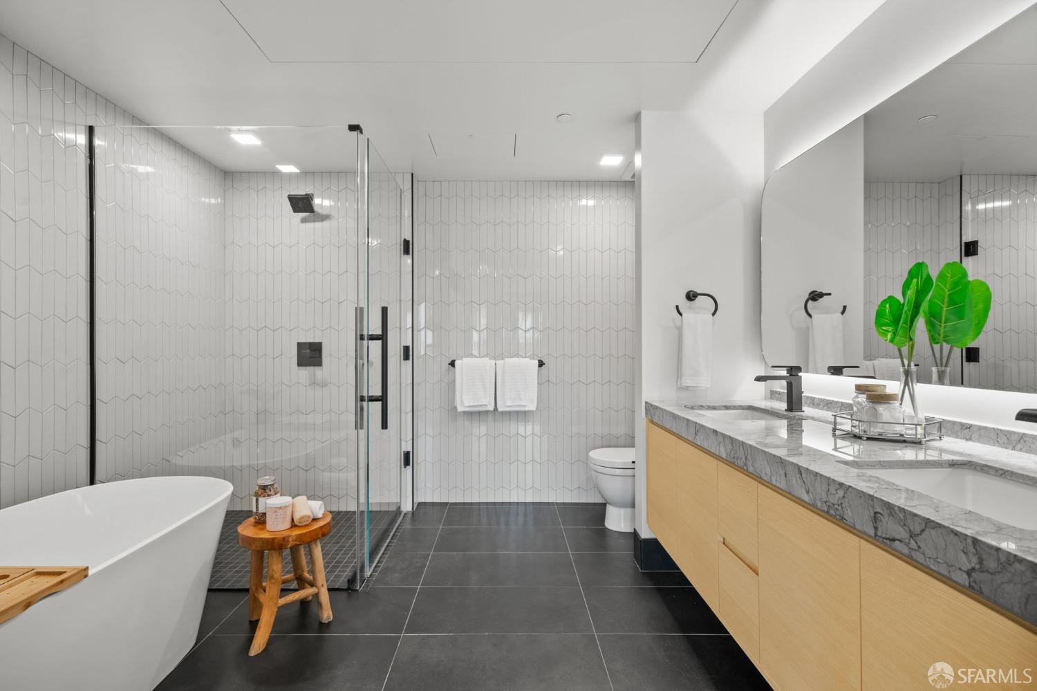 950 Tennessee Street # 401