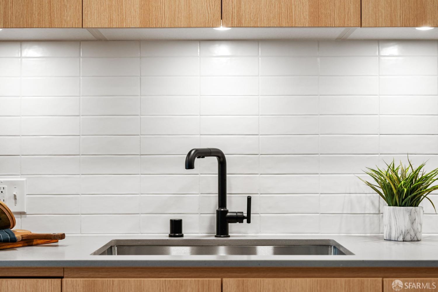 950 Tennessee Street # 401