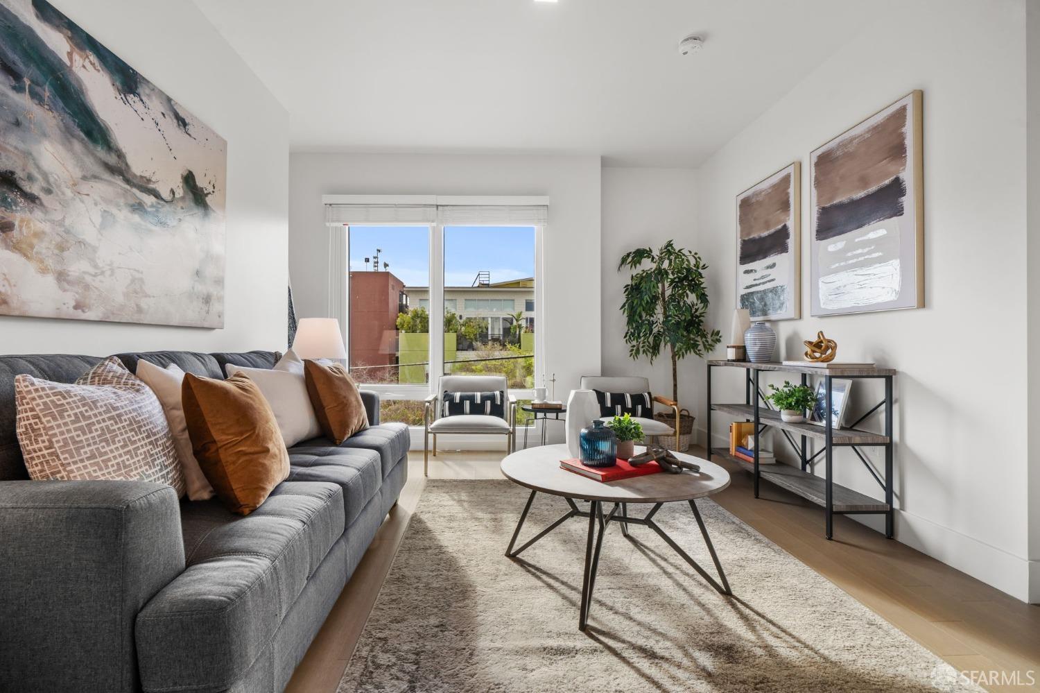 950 Tennessee Street # 401