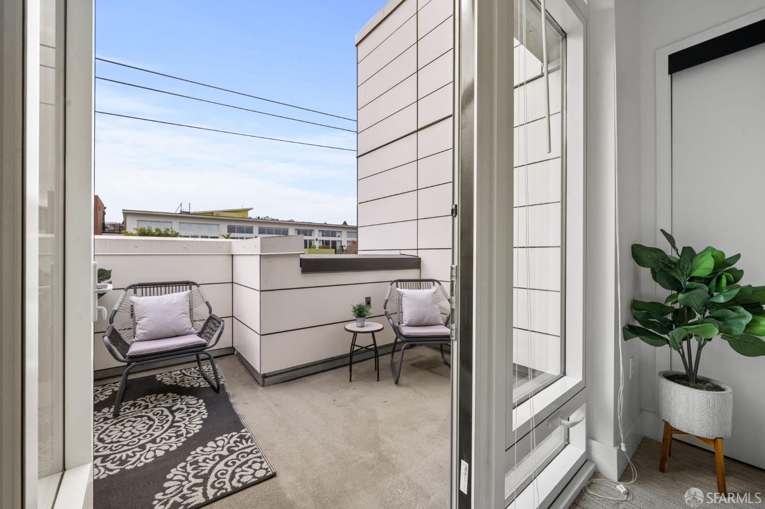 950 Tennessee Street # 401