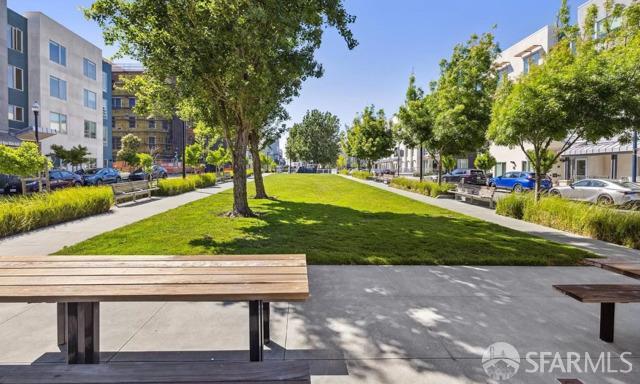 51 Innes Court # 408