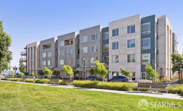 51 Innes Court # 408