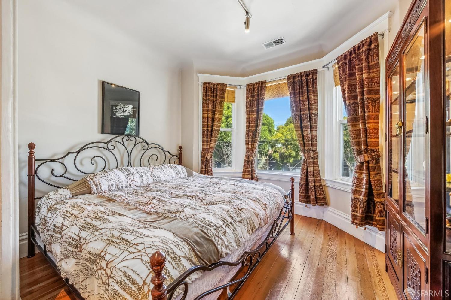 414-416 Cortland Avenue