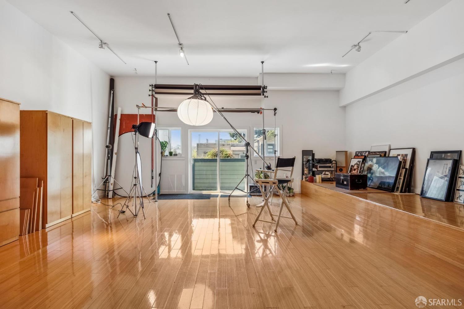 414-416 Cortland Avenue