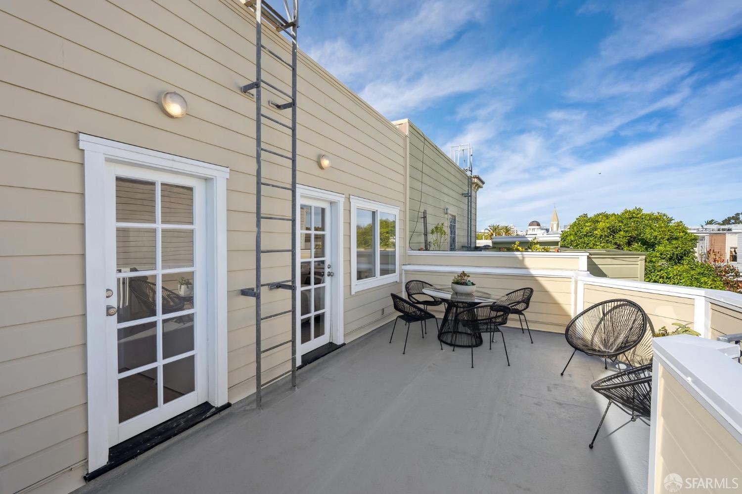 405 Dolores Street # 301