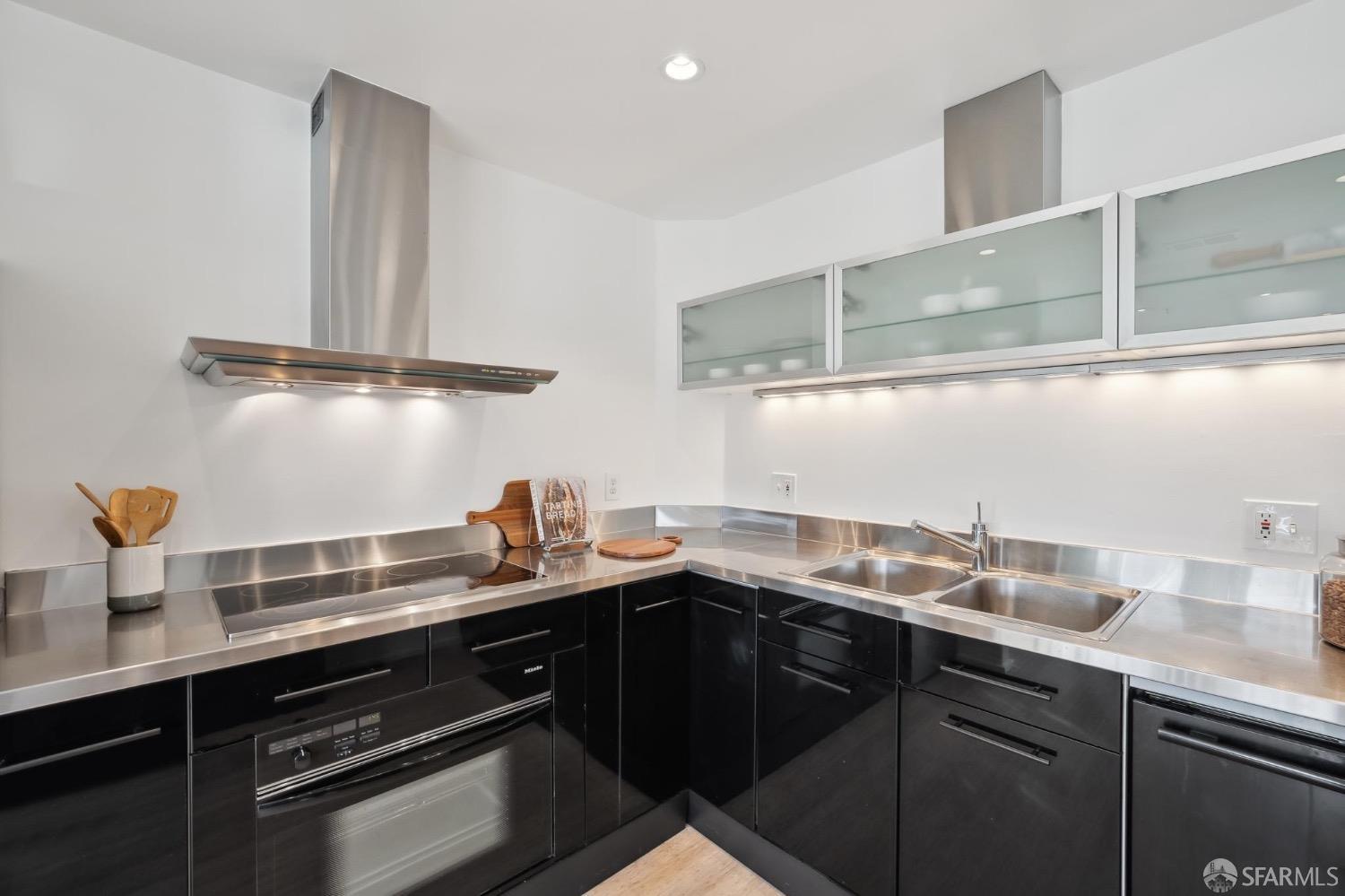 405 Dolores Street # 301