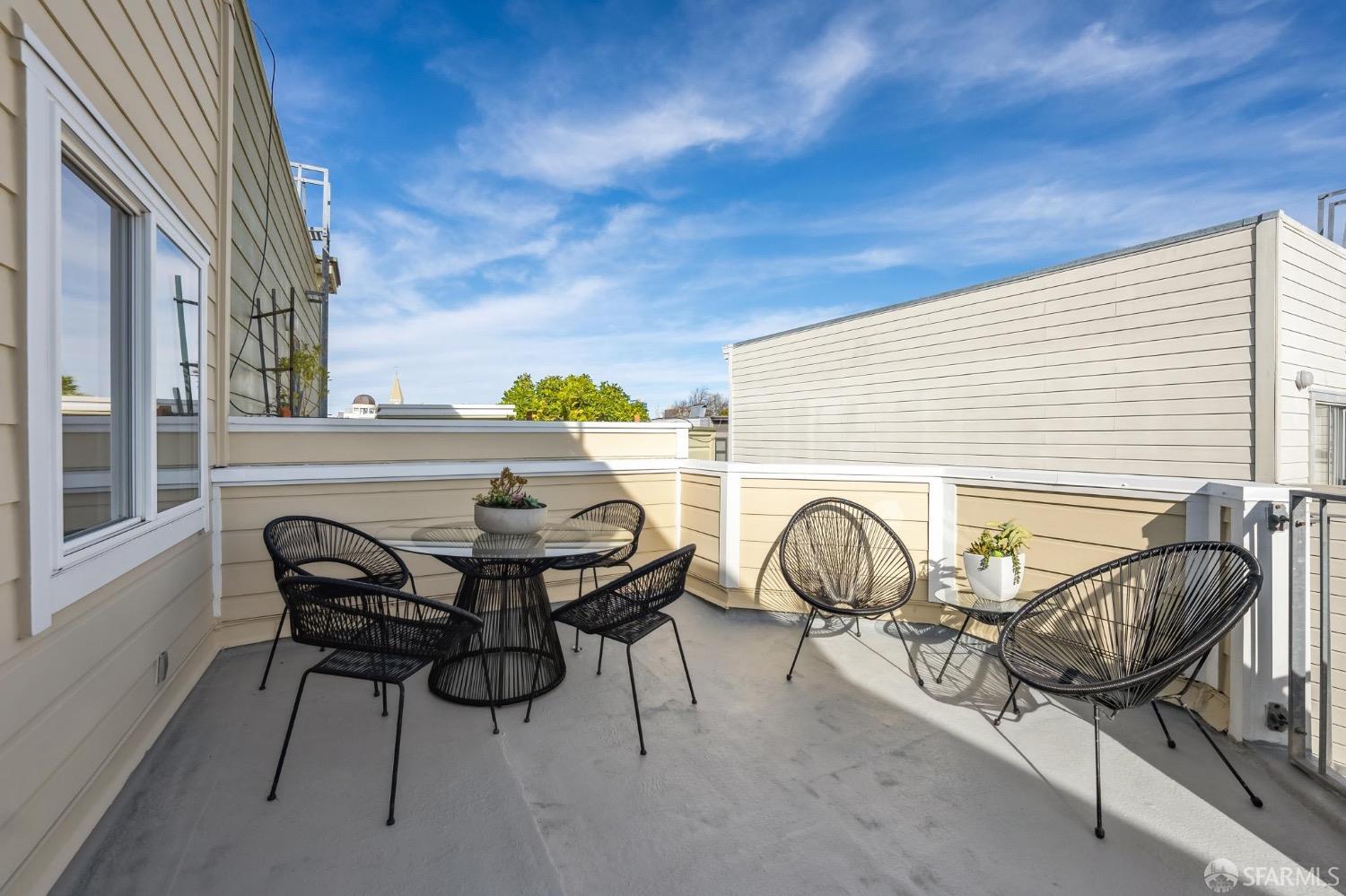 405 Dolores Street # 301