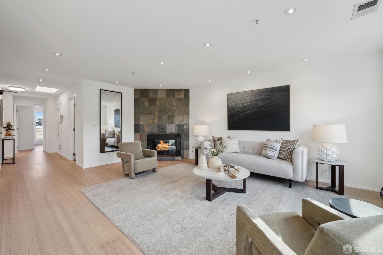 405 Dolores Street # 301