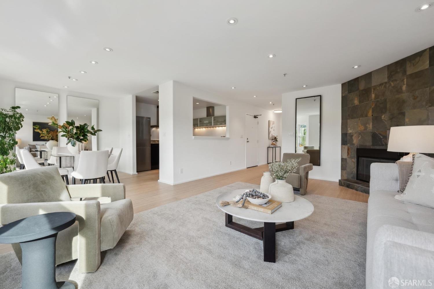 405 Dolores Street # 301