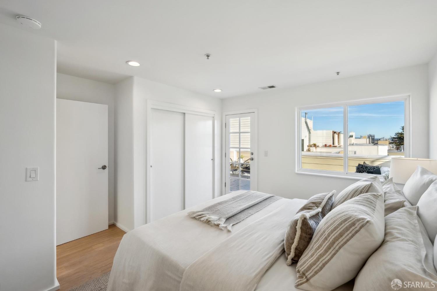 405 Dolores Street # 301