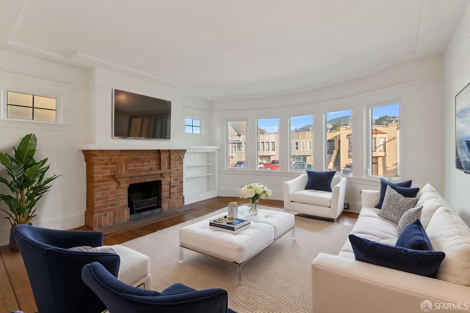 149 Capistrano Avenue