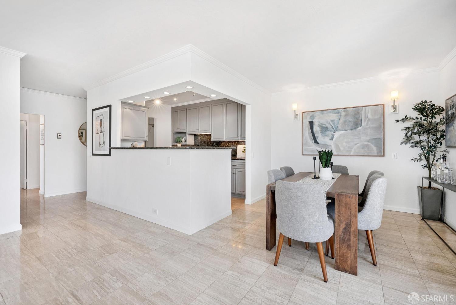 999 Green Street # 2001