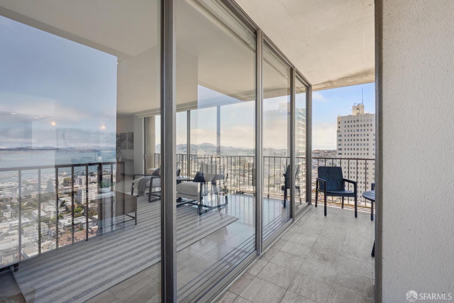 999 Green Street # 2001