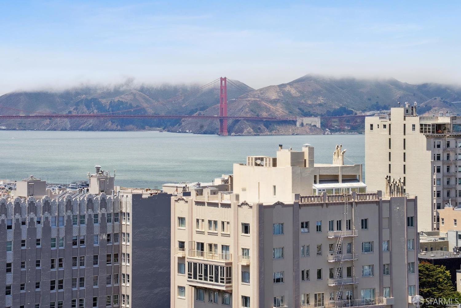 999 Green Street # 2001