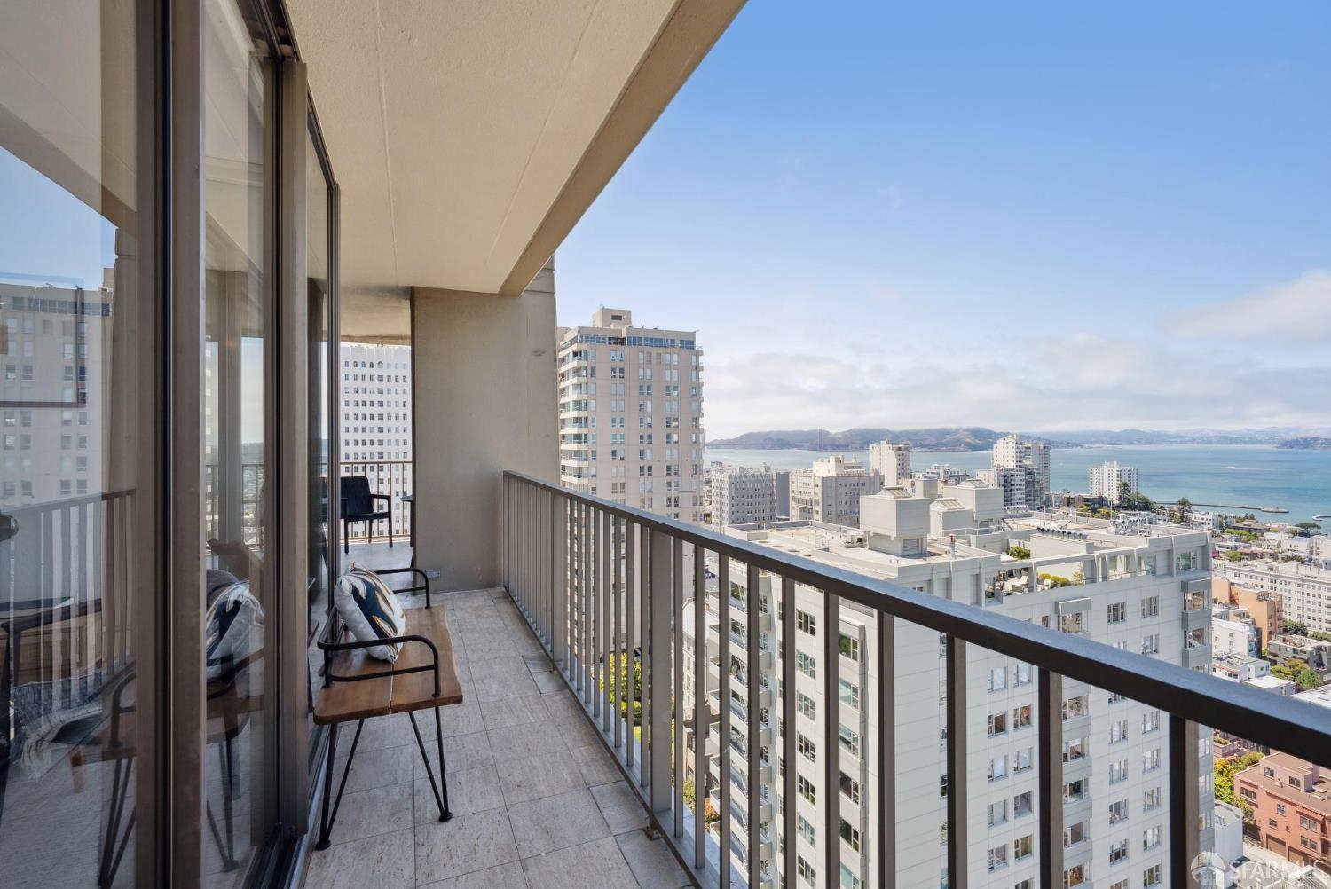 999 Green Street # 2001