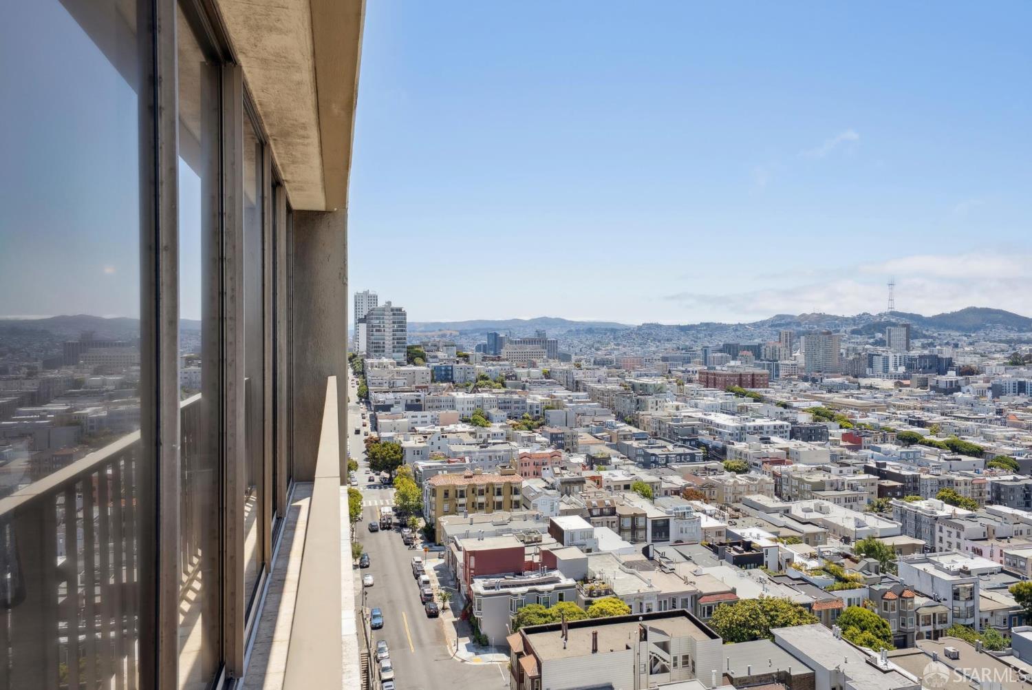 999 Green Street # 2001