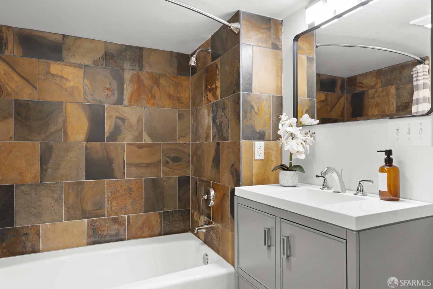 60 Rausch Street # 308