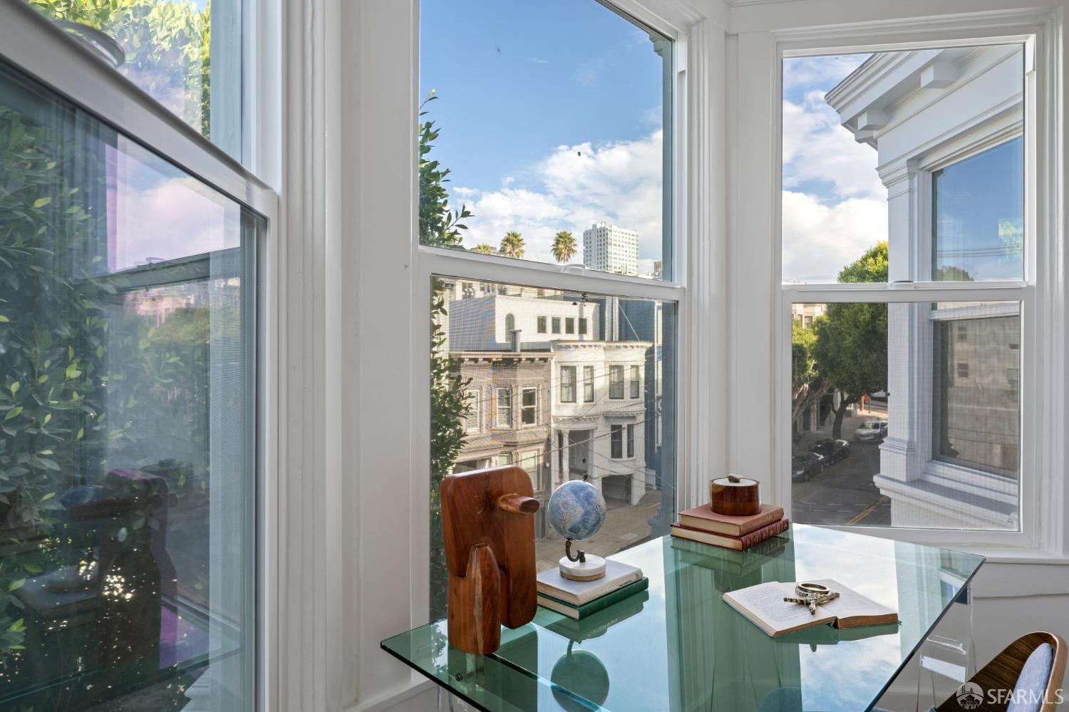 1449 Hyde Street # 5