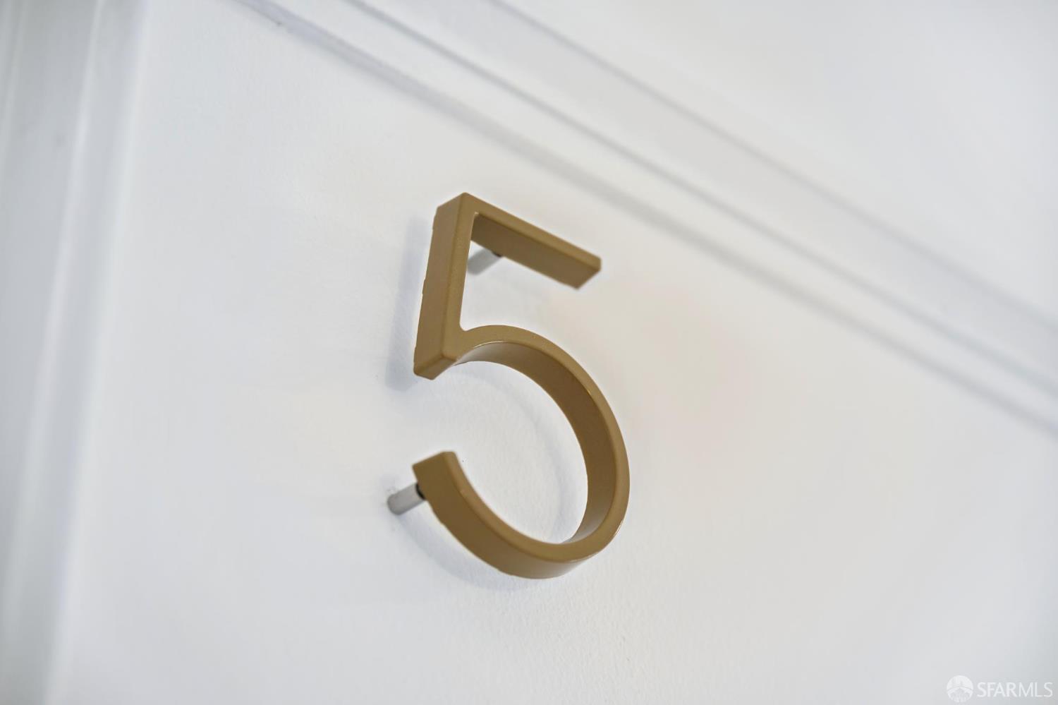 1449 Hyde Street # 5