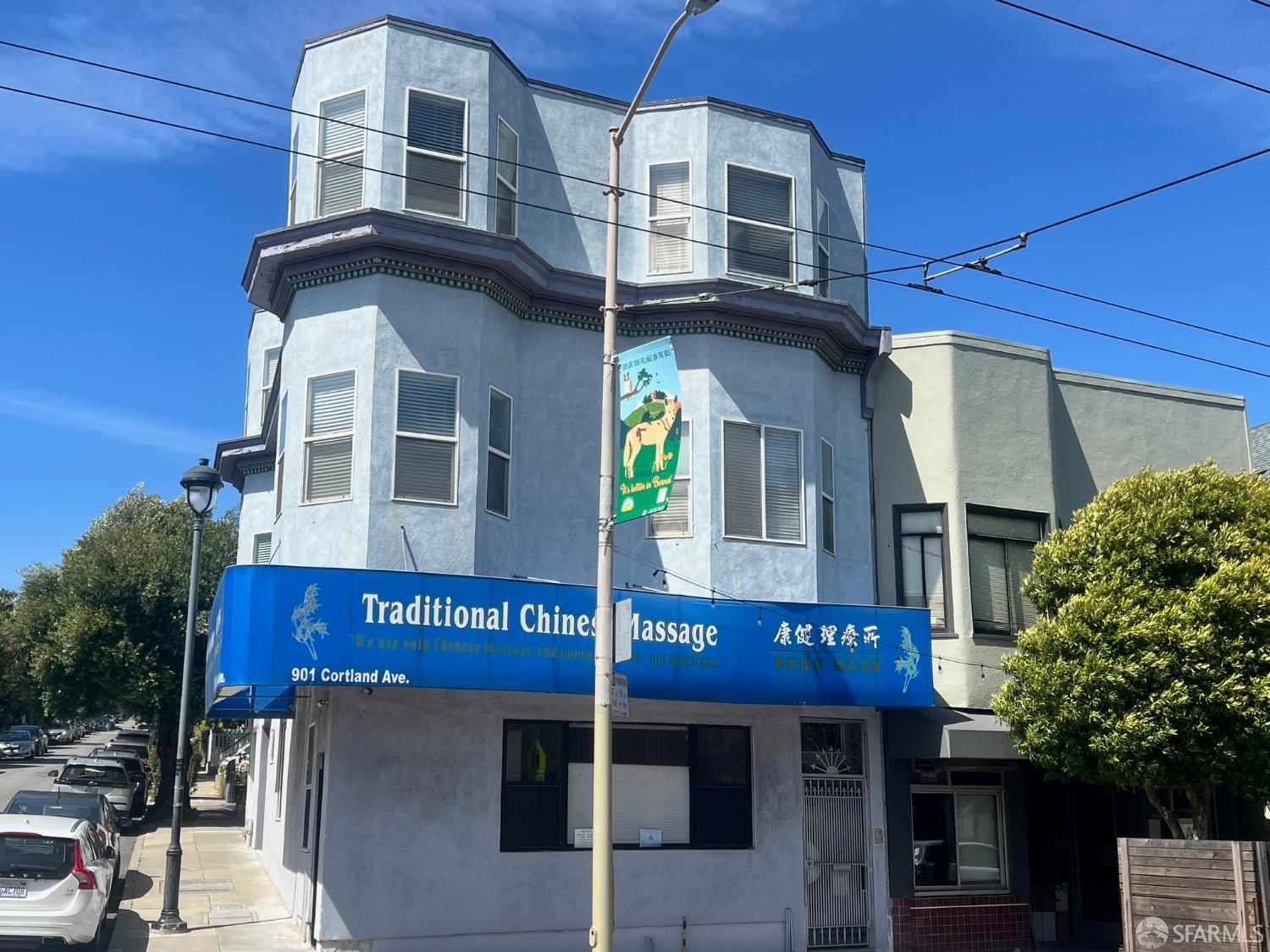 901 Cortland Avenue