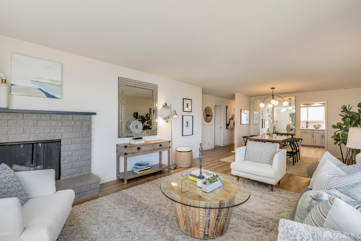 633 Grand View Avenue
