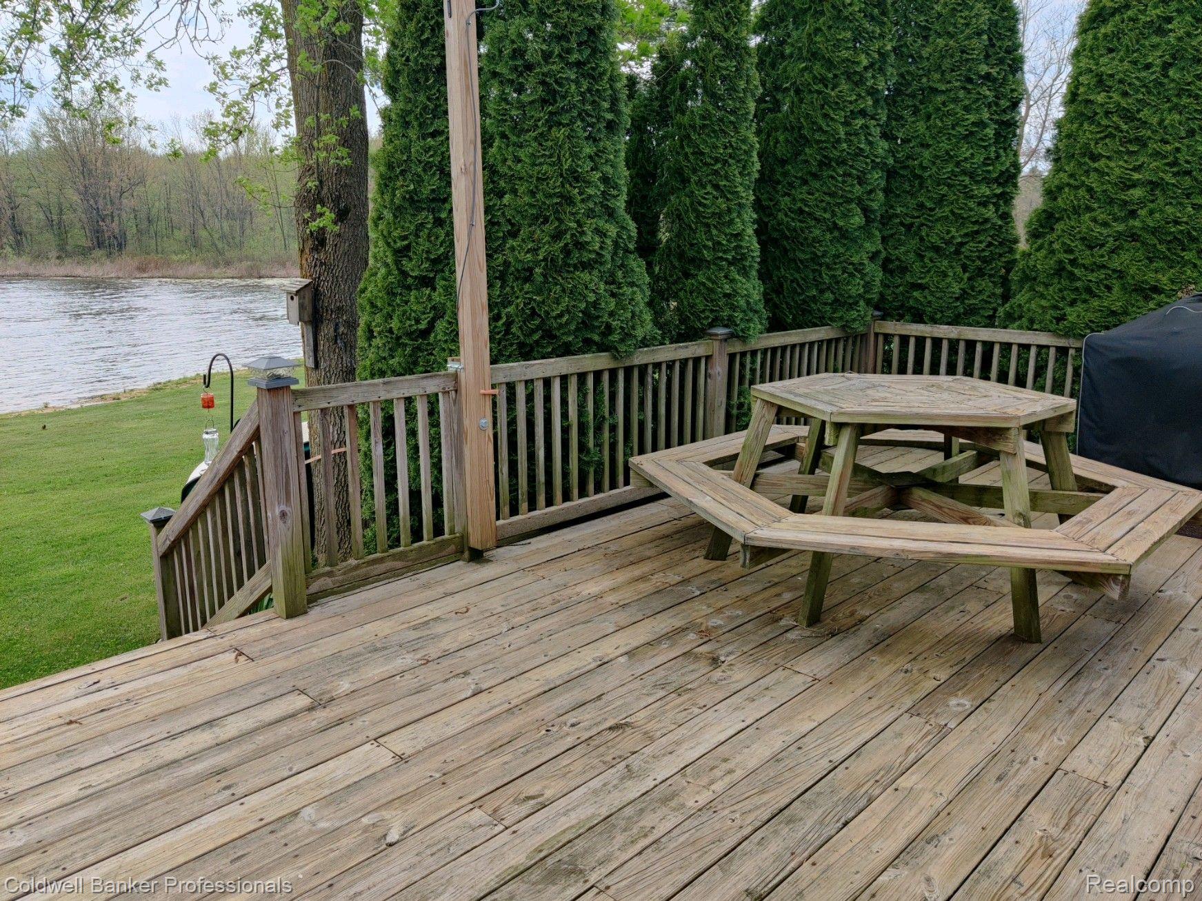 3018 PHELPS LAKE Road