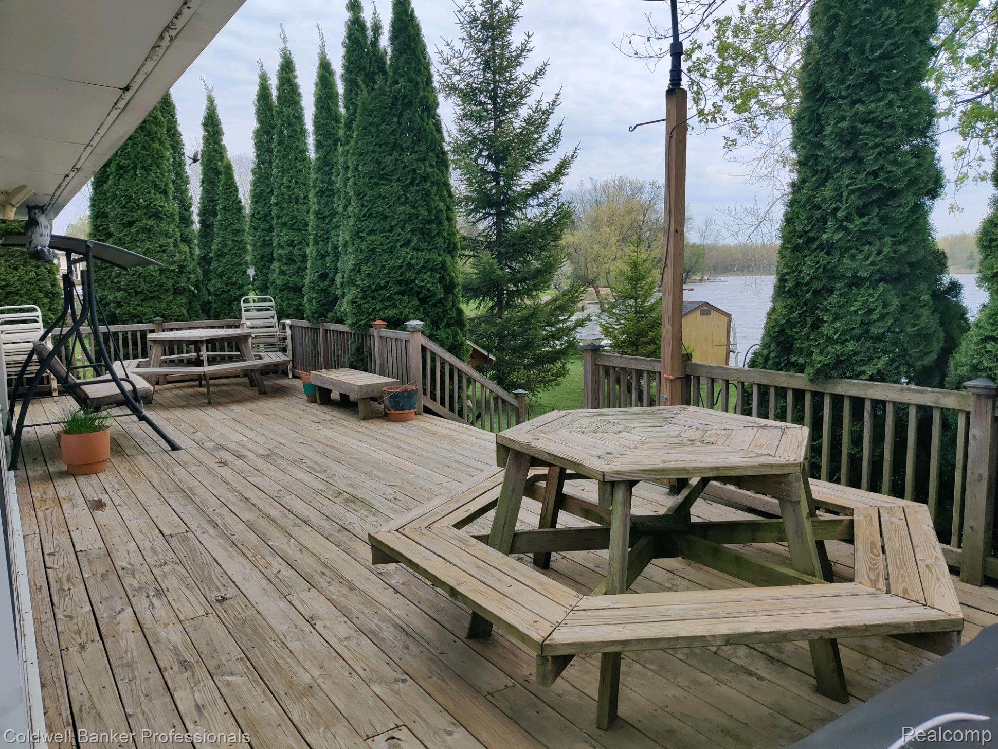 3018 PHELPS LAKE Road