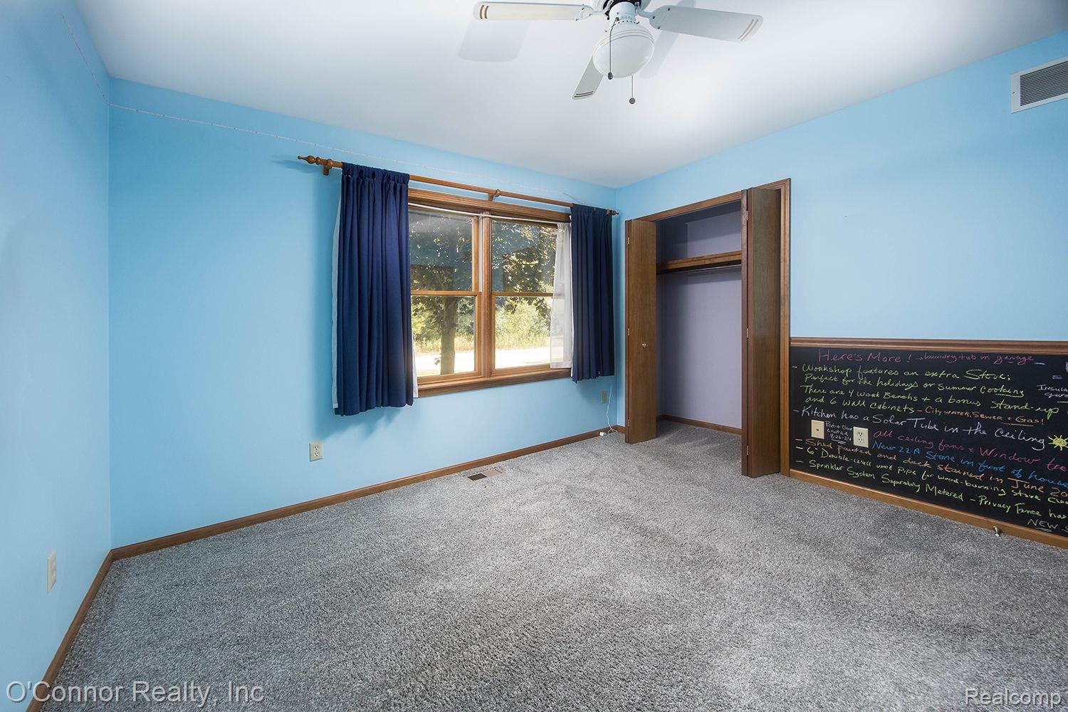 2073 EDWARD Lane W